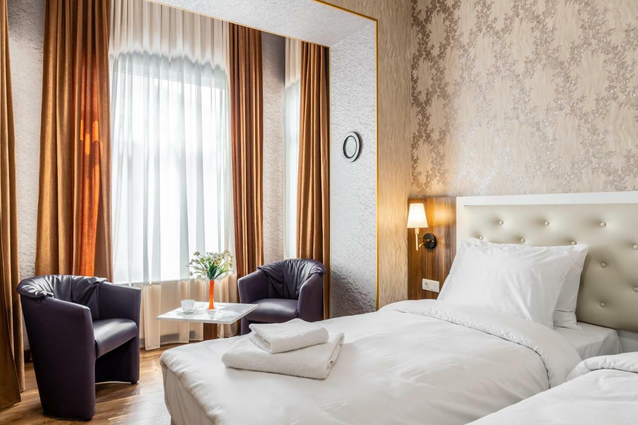 Ornament Hotel ティビリシ エクステリア 写真