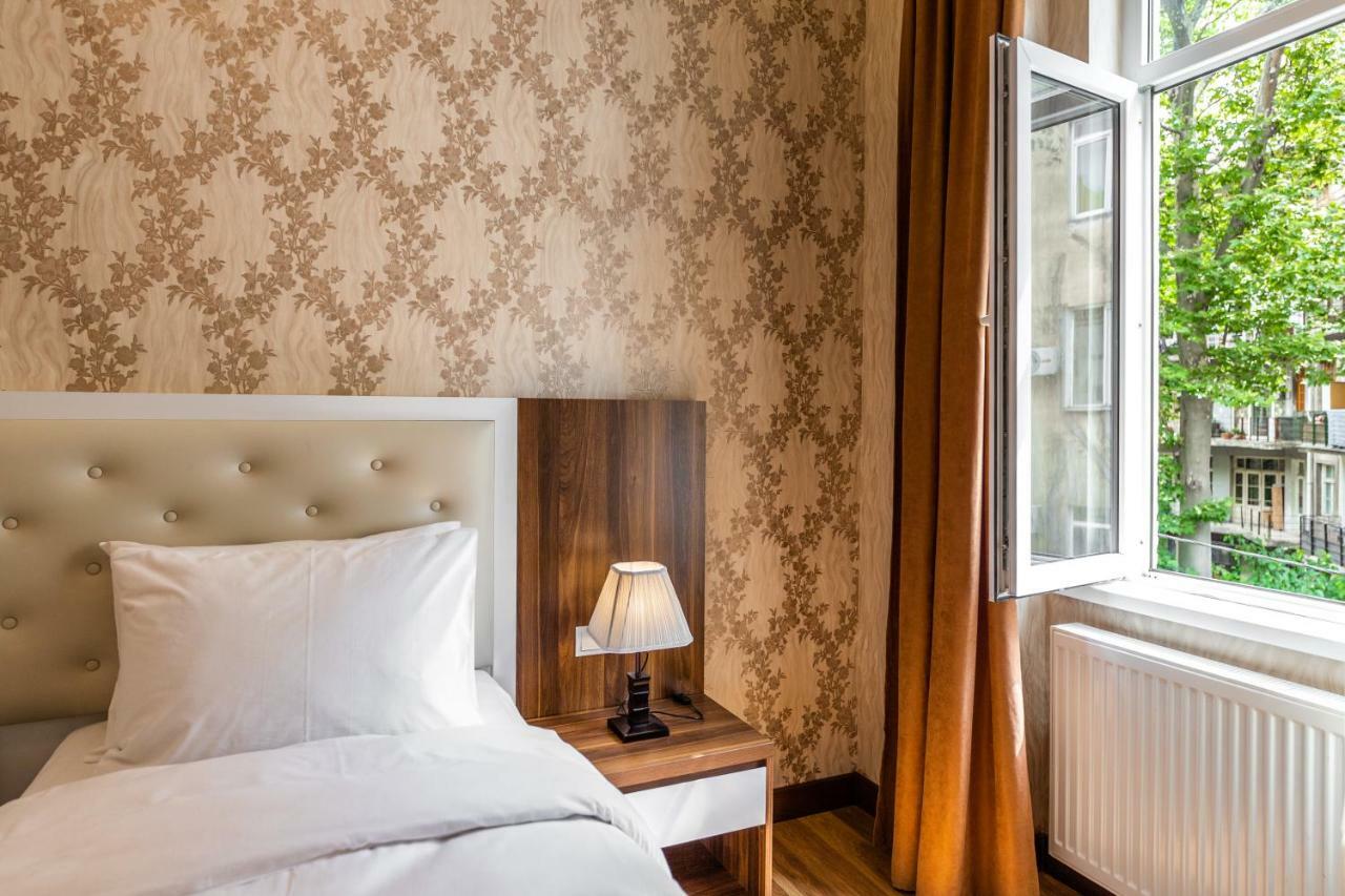 Ornament Hotel ティビリシ エクステリア 写真